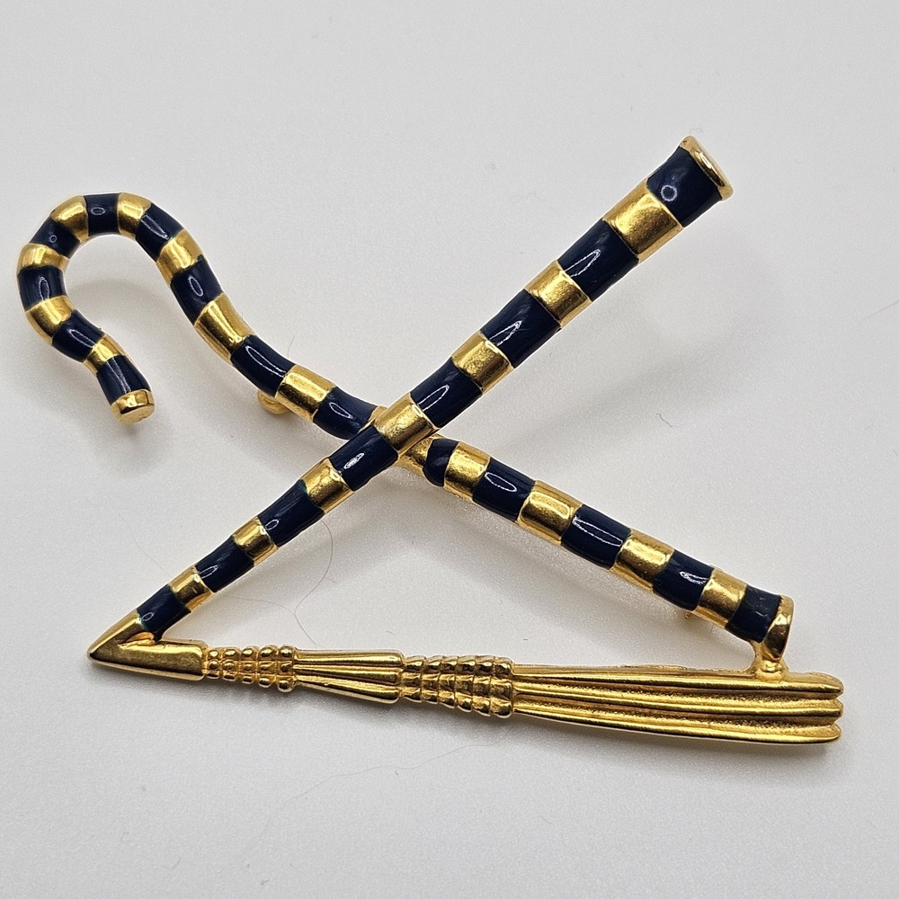 VTG Brooch MMA Egyptian Revival Crook Flail Metropolitan Museum of Art